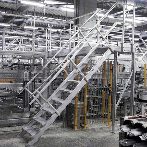 Escalier industriel 4 marches - Hauteur à franchir 0.85m - Inclinaison 45° - Main-courante à gauche - 22111004 - 3