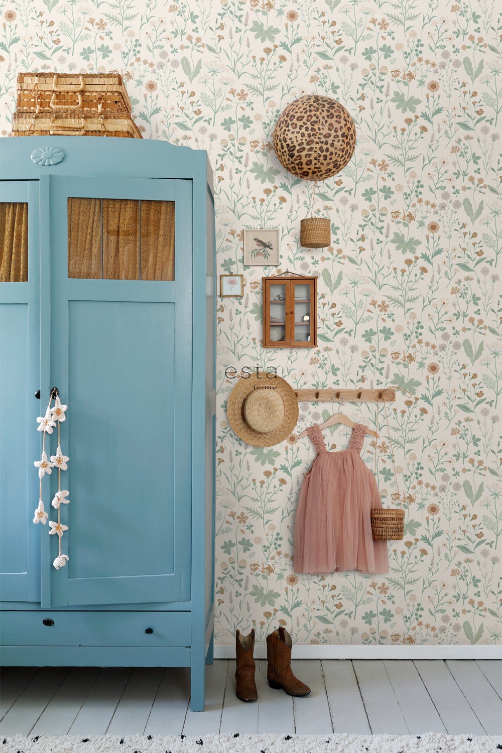 Papier peint fleurs des champs vert, terracotta et violet - 53 cm x 10.05 m - ESTAhome - 2