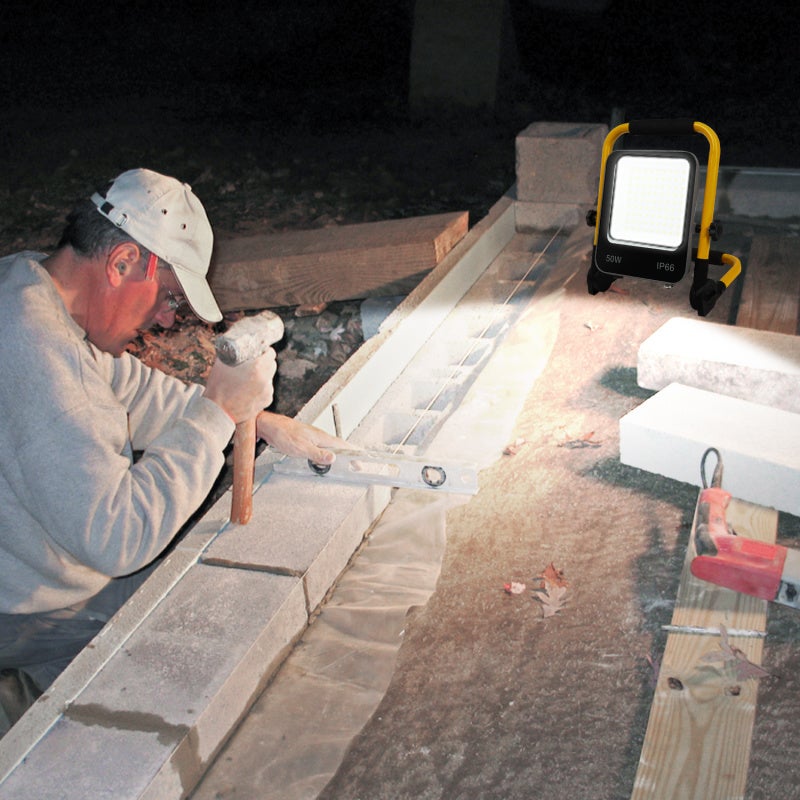 Projetor de obra LED de 50W com tripé - Luz Branca Fria - 4