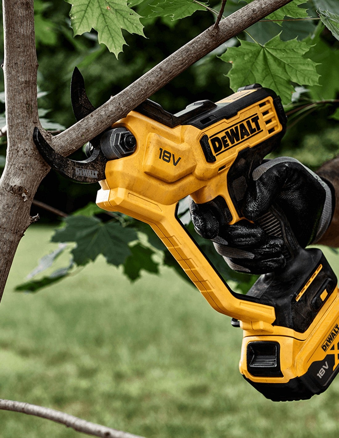 Sekator ogrodowy 18 V XR 38 mm (bez akumulatora i ładowarki) - DEWALT - DCMPP568N-XJ - 4