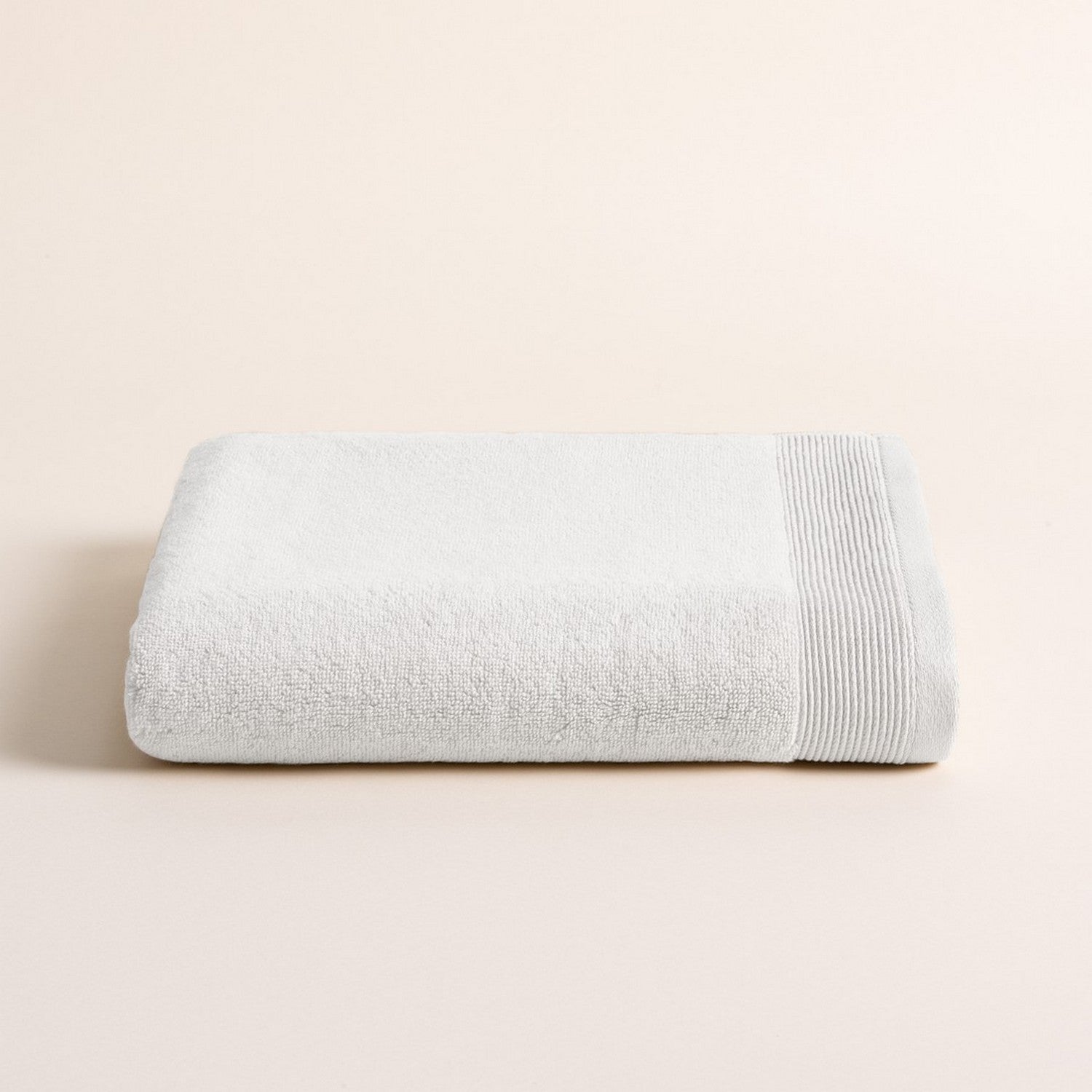ZOLLNER Lot de 5 Serviettes de Bain de 100 x 150 cm - Serviettes Douces et absorbantes, Couleur Blanche - avec Crochet Pratique - lavables jusqu'à 95 °C - Coton - qualité hôtelière