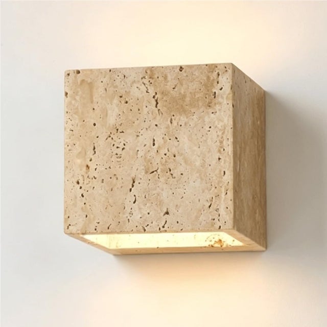 Aplique de pared cuadrado de travertino natural, iluminación hacia arriba y hacia abajo, estilo nórdico moderno.