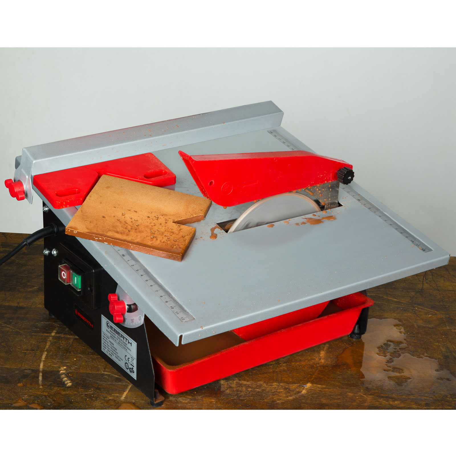 EBERTH Coupe-Carreaux Électrique 600W, Scie à Carrelage avec disque diamant 180mm, inclinaison de la table jusqu'à 45 degrés - 7