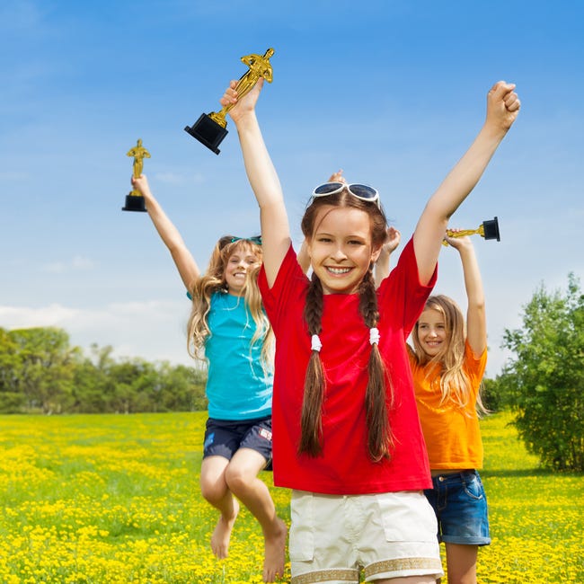 Statuetta Premio Oscar Dorata 18 Cm - Trofeo Per Cinema, Hollywood, Regali E Decorazioni - Foto 9