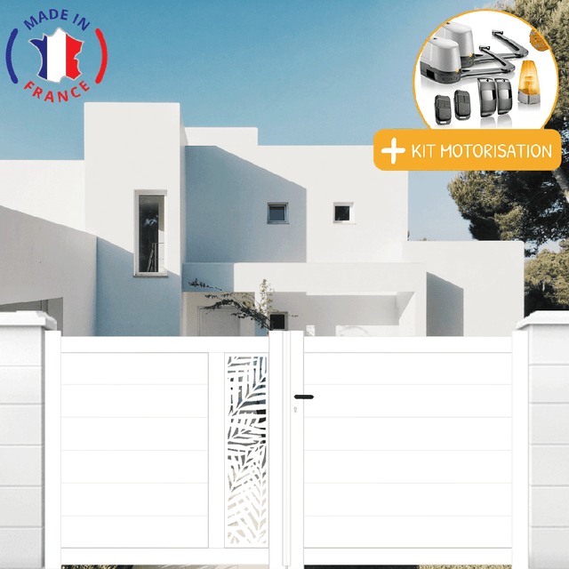 Portail aluminium battant découpe laser en kit + Motorisation dimension L.3000 (entre piliers) X H.1500 mm Blanc (RAL 9010)