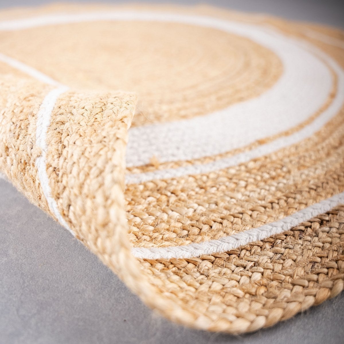 Tapis rond tressé avec cercles blancs en jute naturel, Ø 120 cm - 4