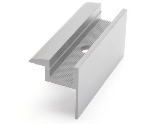 Morsetto terminale per fissaggio pannelli fotovoltaici con spessore 32 mm