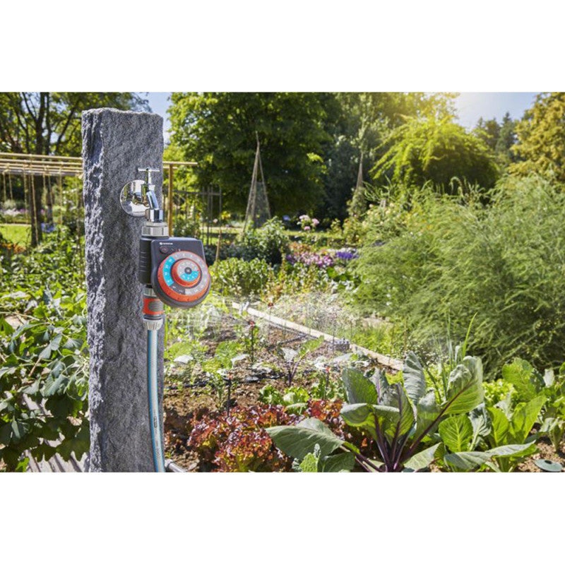 Programmatore di Irrigazione Automatico Gardena EasyPlus | Compatibile con Rubinetti con Filettatura da 26,5 e 33,3 mm - 2