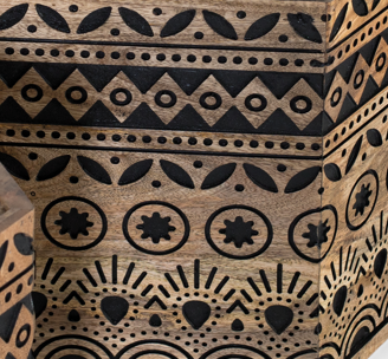 Zestaw dwóch szezlongów en rotin avec coussins rembourrés