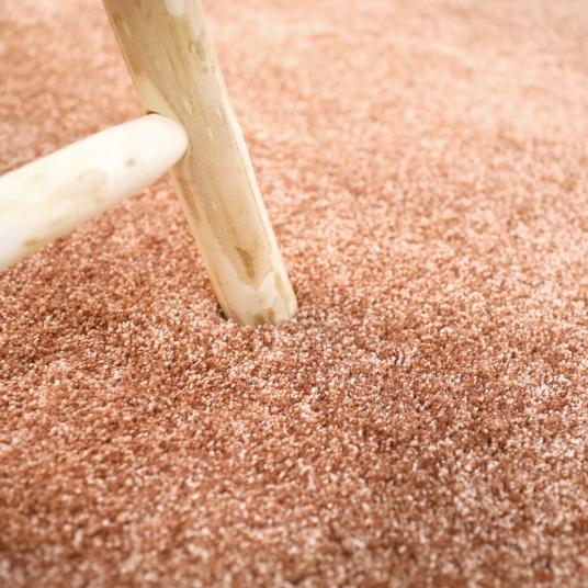 Moquette poils longs - Touch - Rose corail - Echantillon 15 x 20 cm