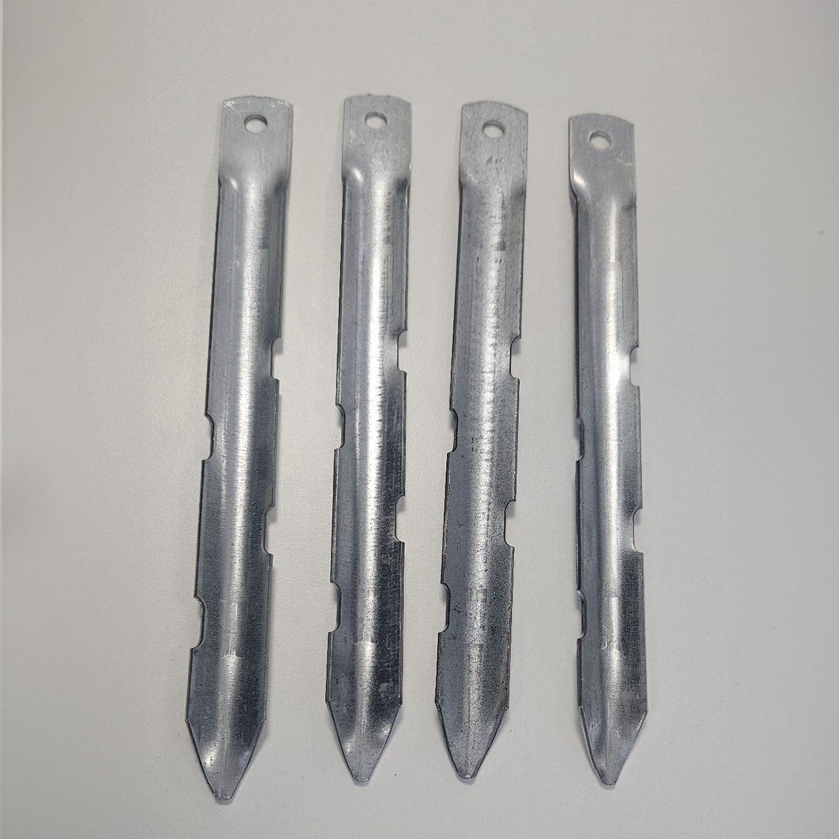 Pattes de scellement acier pour portiques - 3