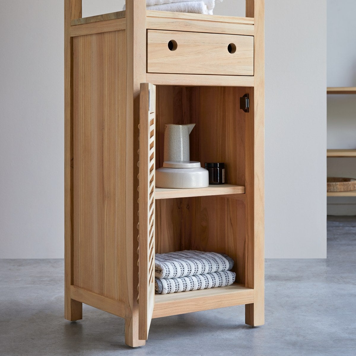 Tikamoon Scaffale a colonna in legno di teak porta oggetti arredo bagno 190cm Tikamoon - 2