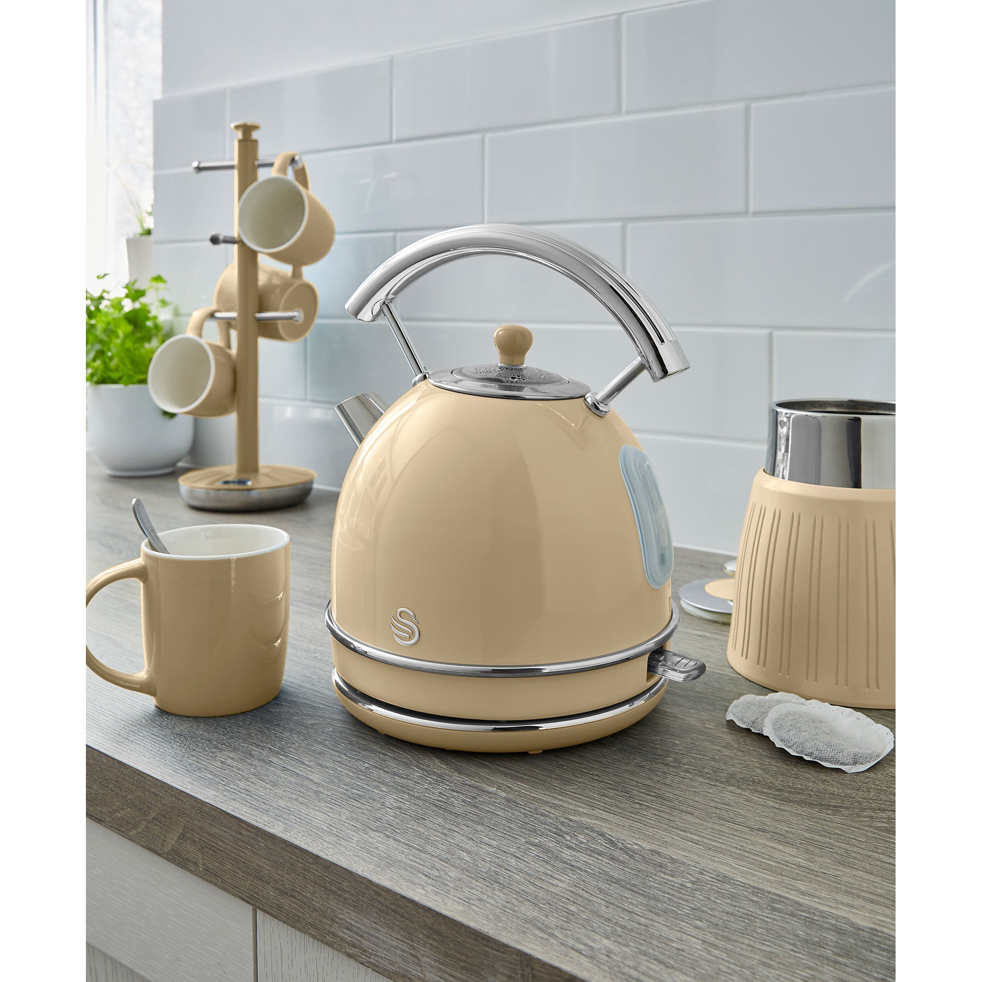 Retro Set per la Colazione, Bollitore 1,8L, Tostapane Senza fili, 2 Fette Larghe SWAN Crema STP7050CNEU 850 - 3