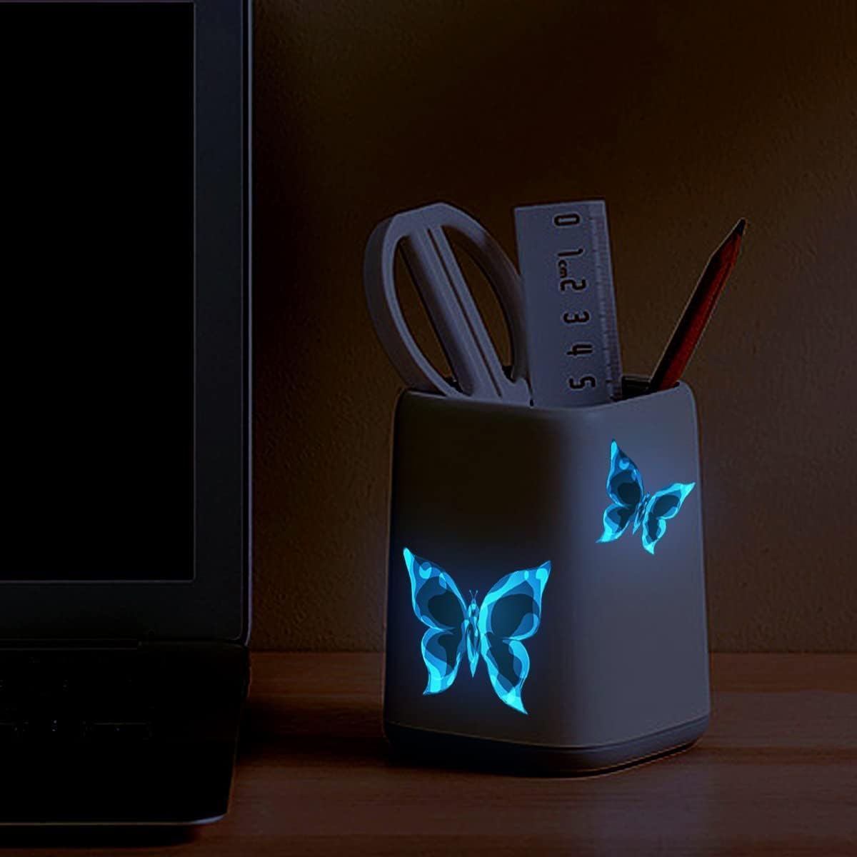 12 pegatinas de pared luminosas 3D con forma de mariposa, color azul, para decoración de fiestas, bodas, hogares y habitaciones. - 2