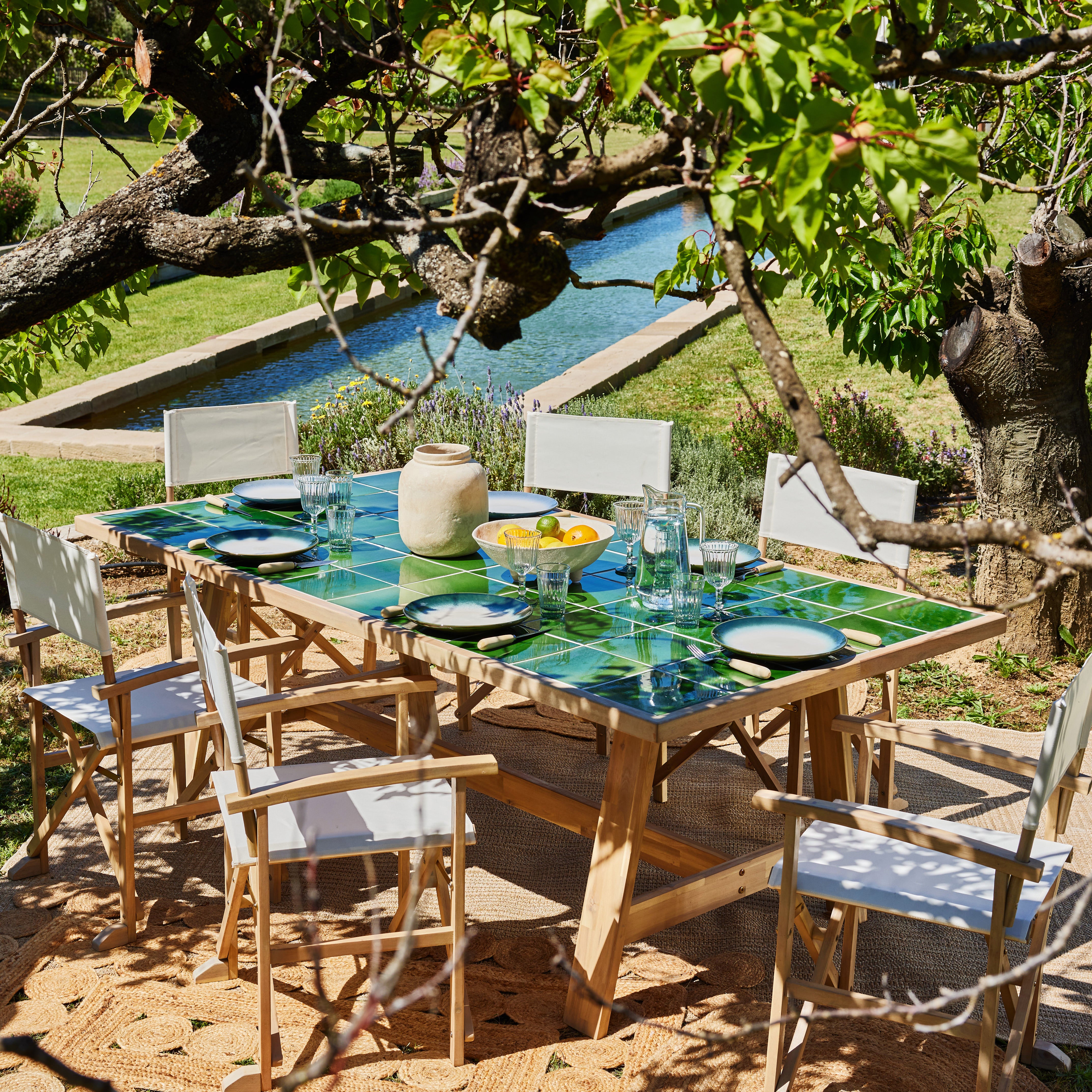 Tavolo Unopiu Sedie Regista Set Da Pranzo Da Giardino Tavolo In