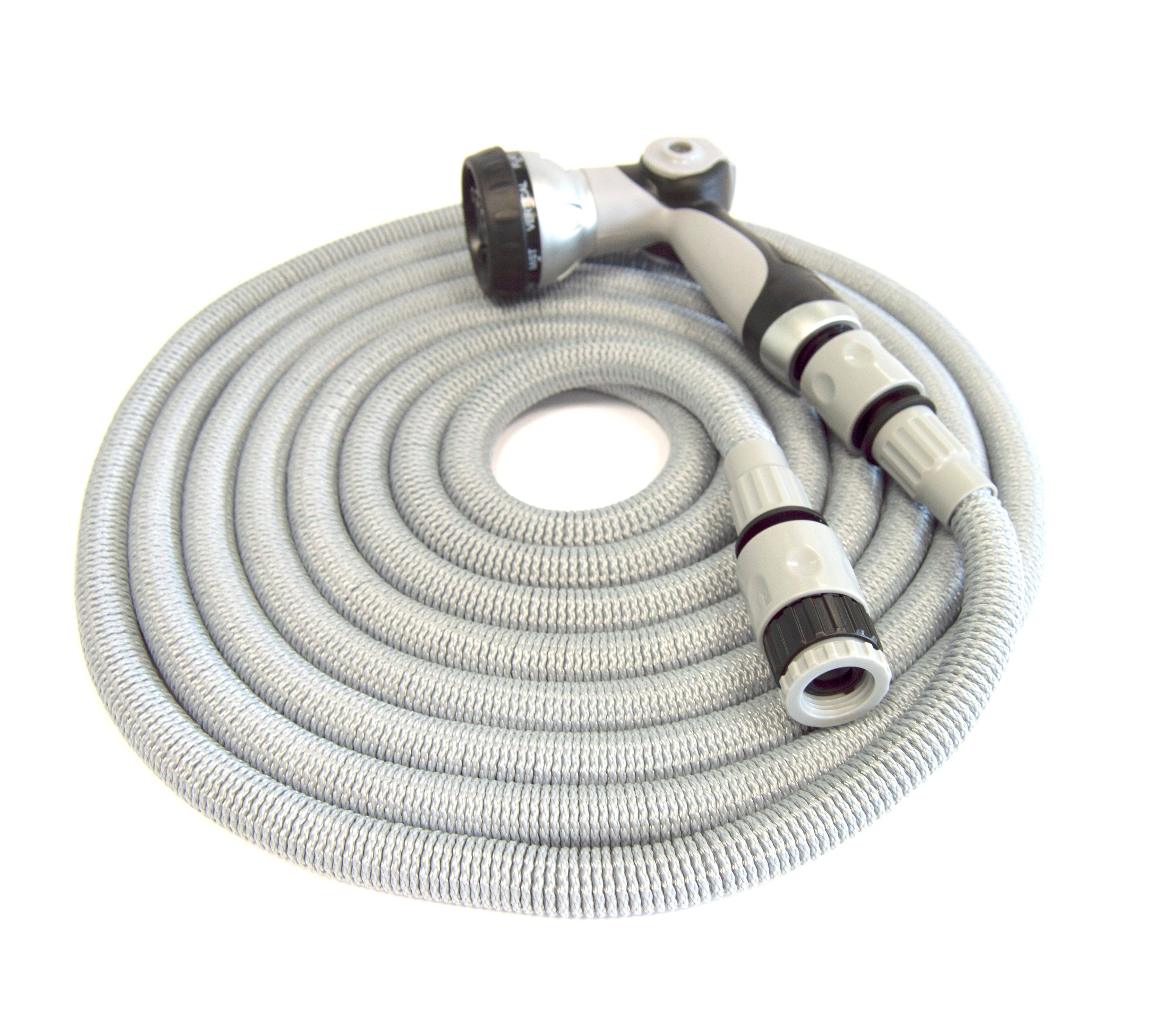 Rozciągliwy wąż wyposażony w AQB o długości 15 m i średnicy 9 mm