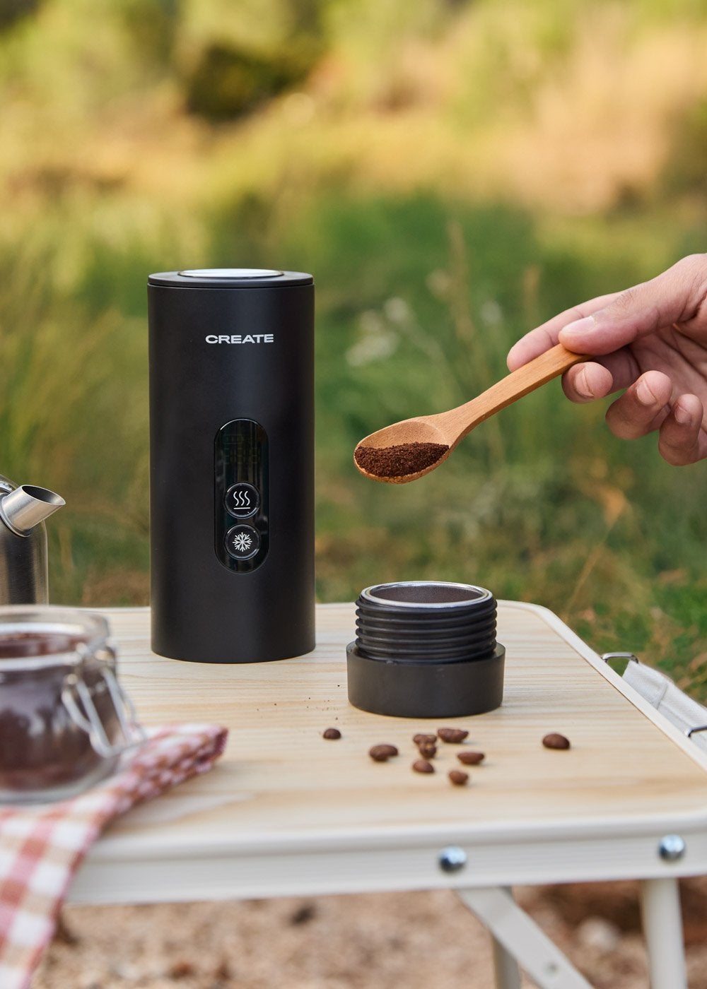 CREATE - THERA MOVE - Cafetière espresso portable 15 bars pour capsules et café moulu- Noir - 7