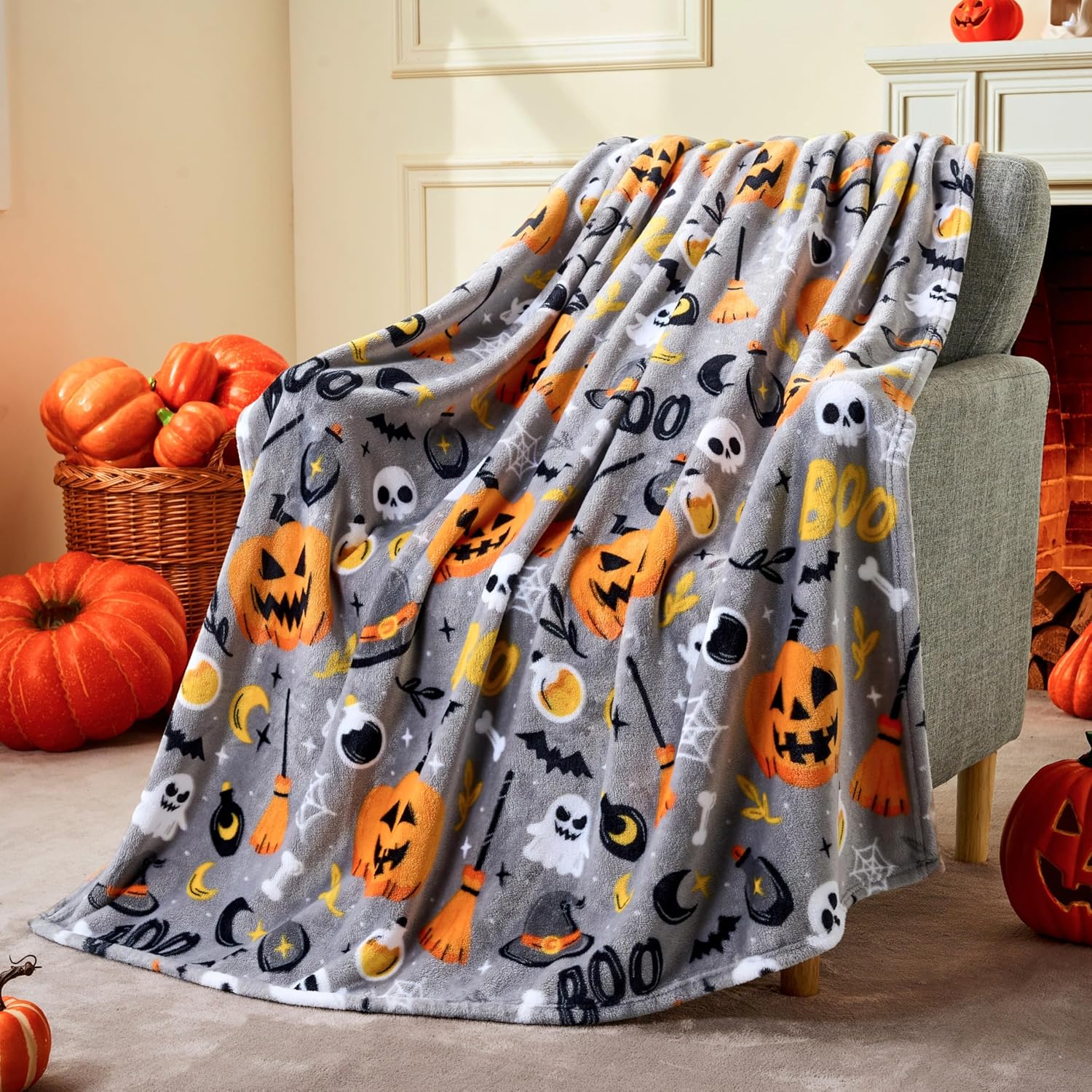 1-częściowy szary flanelowy koc na Halloween (150x200 cm) – kapelusz czarownicy, nietoperz, duch i dynia, dekoracja na imprezę halloweenową
