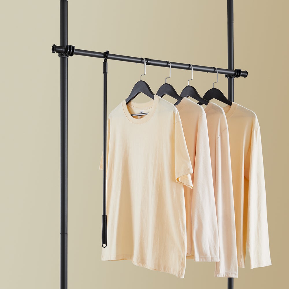 SoBuy Portant à vêtements télescopique solide - Penderie ouverte réglable avec tringles et étagères, Porte manteau pour chambre, Noir, KLS04-II-SCH - 6