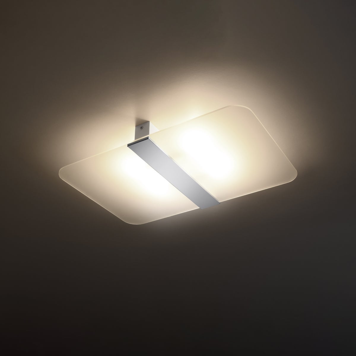 SOLLUX Lampada da Parete Paralume in Vetro Illuminazione Minimalista Lampadina LED Installazione Facile Colore Bianco RICO 10x12x10 cm Quadrato