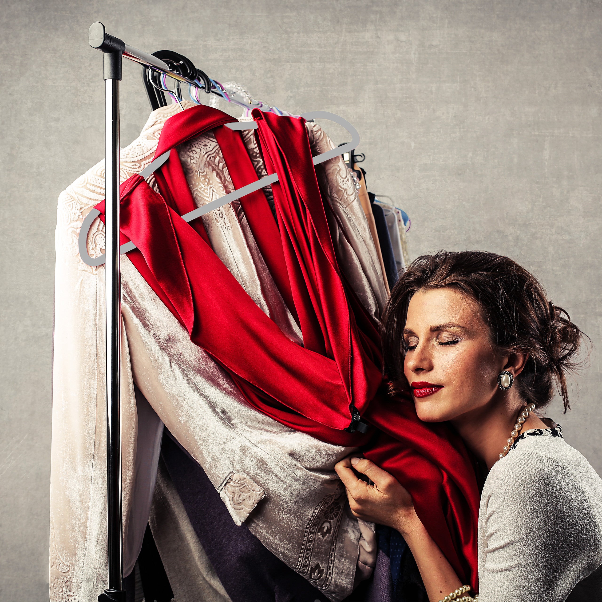 Set da 100 Grucce in Velluto, Sottili e Salvaspazio, Antiscivolo, Gancio Girevole a 360°, Camicie, Pantaloni, Grigie - 3