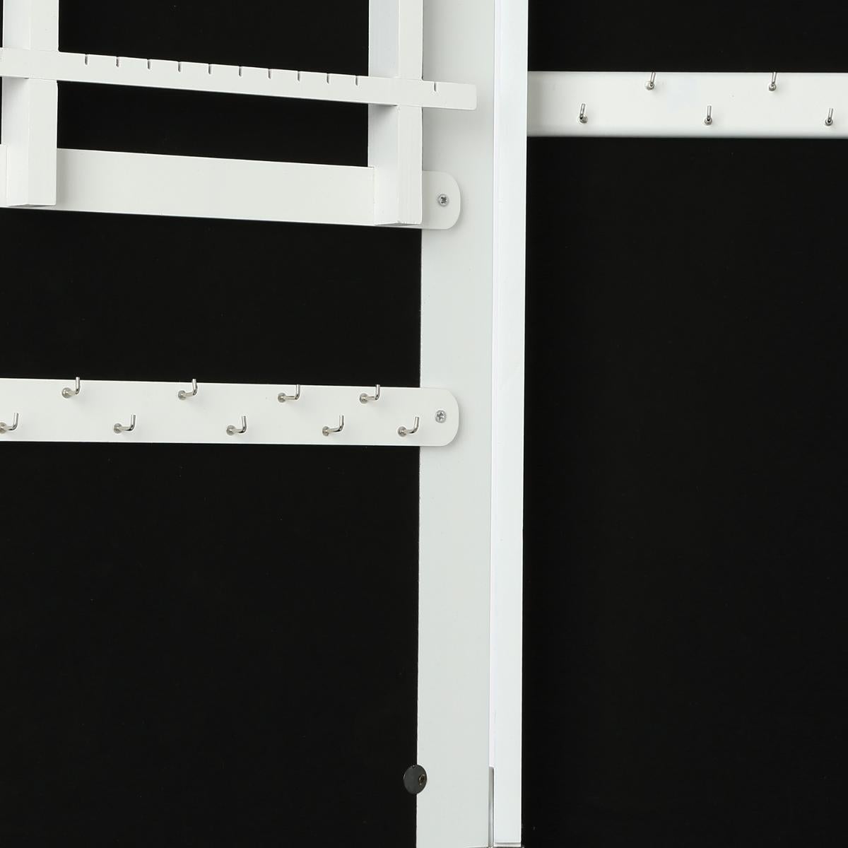 Armoire à Bijoux 