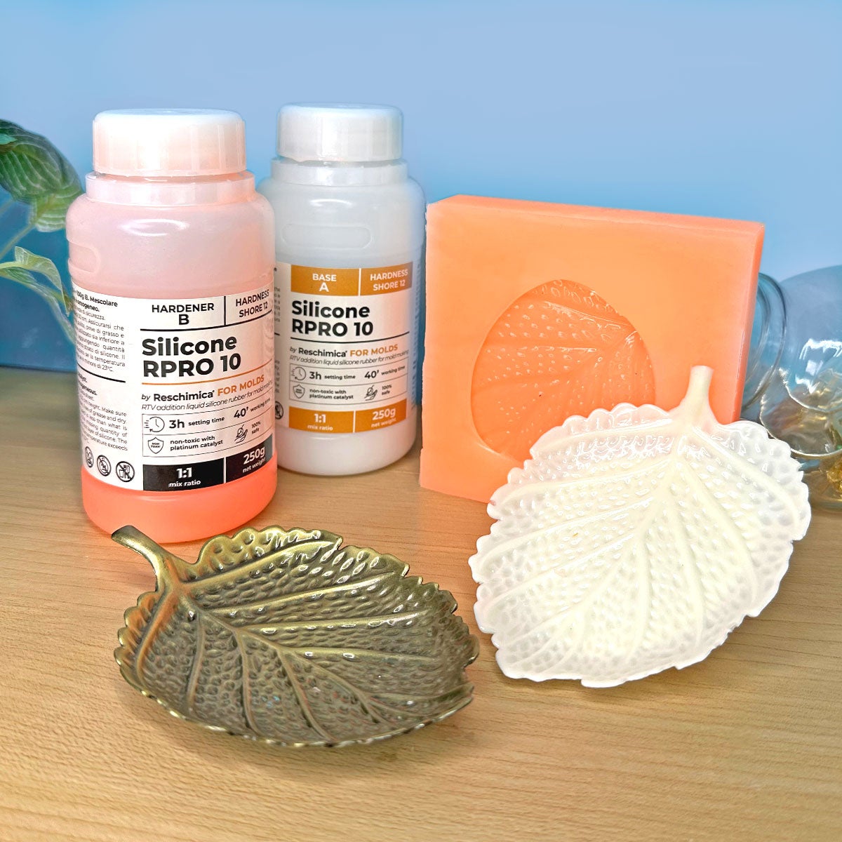 R PRO 10 è una gomma di silicone 1:1 morbida , no tossica, liquida con catalizzatore al platino, alta resistenza agli strappi (2 kg) - 6