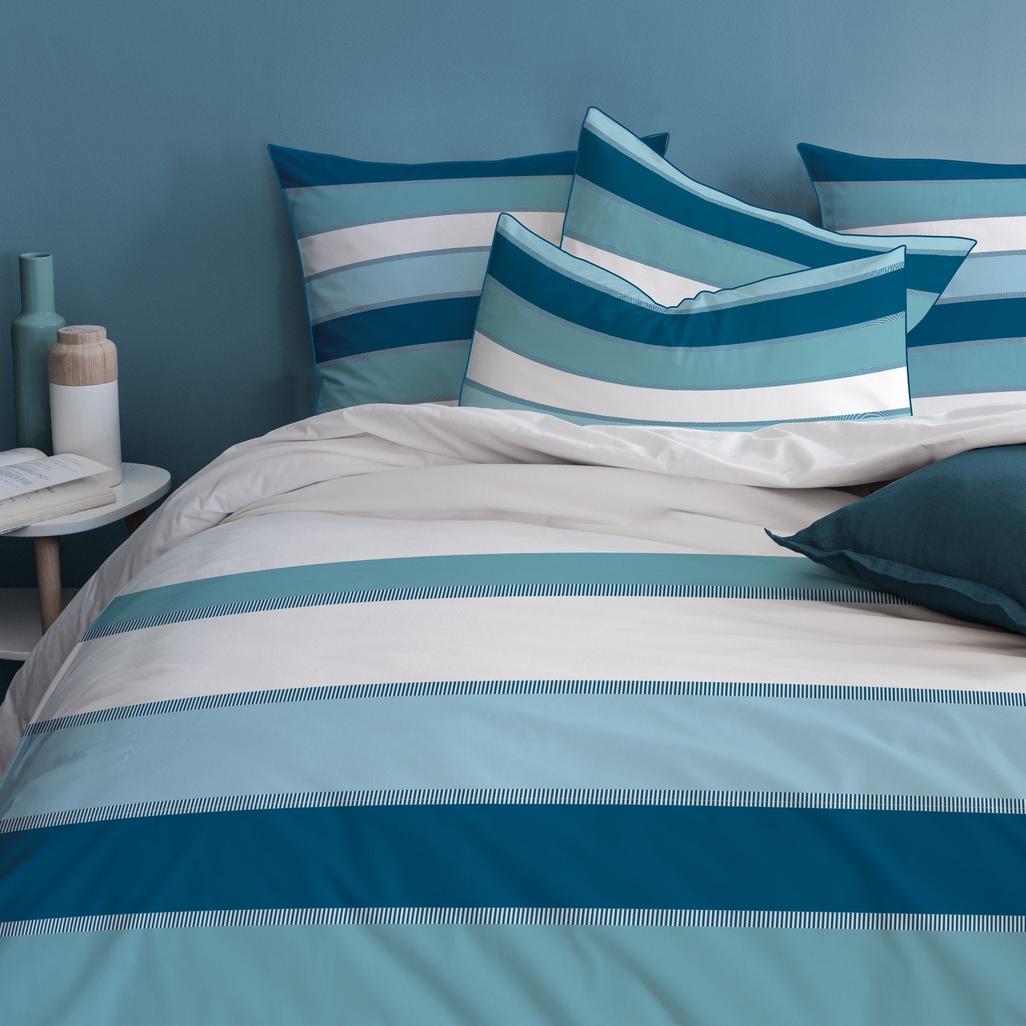 Parure De Lit Enfant Rayures FFF - 100% Coton, Certifiée Oeko-Tex - Housse De Couette 240x220 Cm + 2 Taies 63x63 Cm - Bleu, Imprimé Garçon