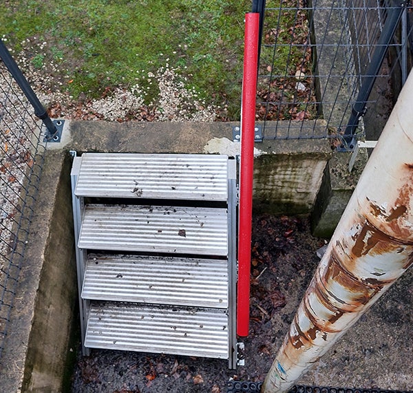 Escalier industriel 9 marches - Hauteur à franchir 2.25m - Inclinaison 60° - Main-courante à gauche - 22100809 - 5