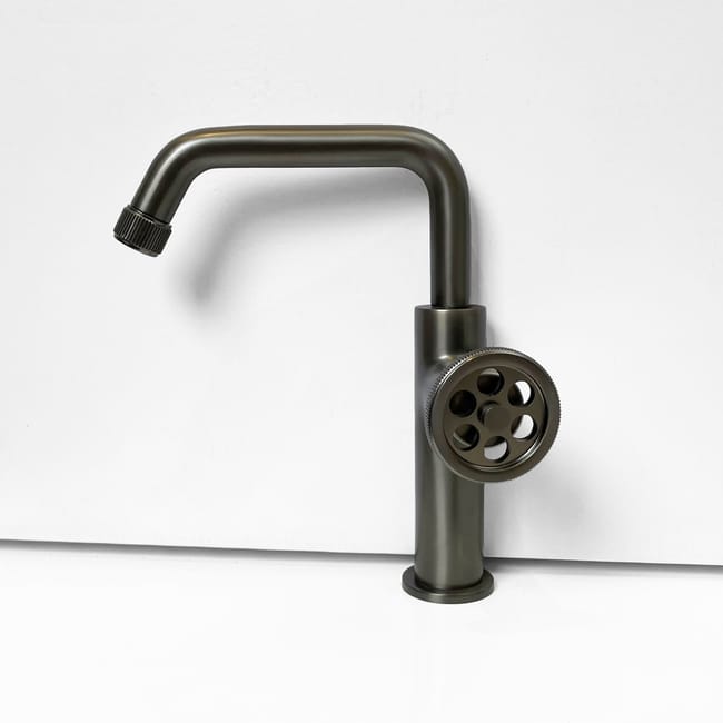 Essebagno Indus Rubinetto Per Lavabo Basso Nero Con Leva Rossa : Amazon.it: Fai Da Te