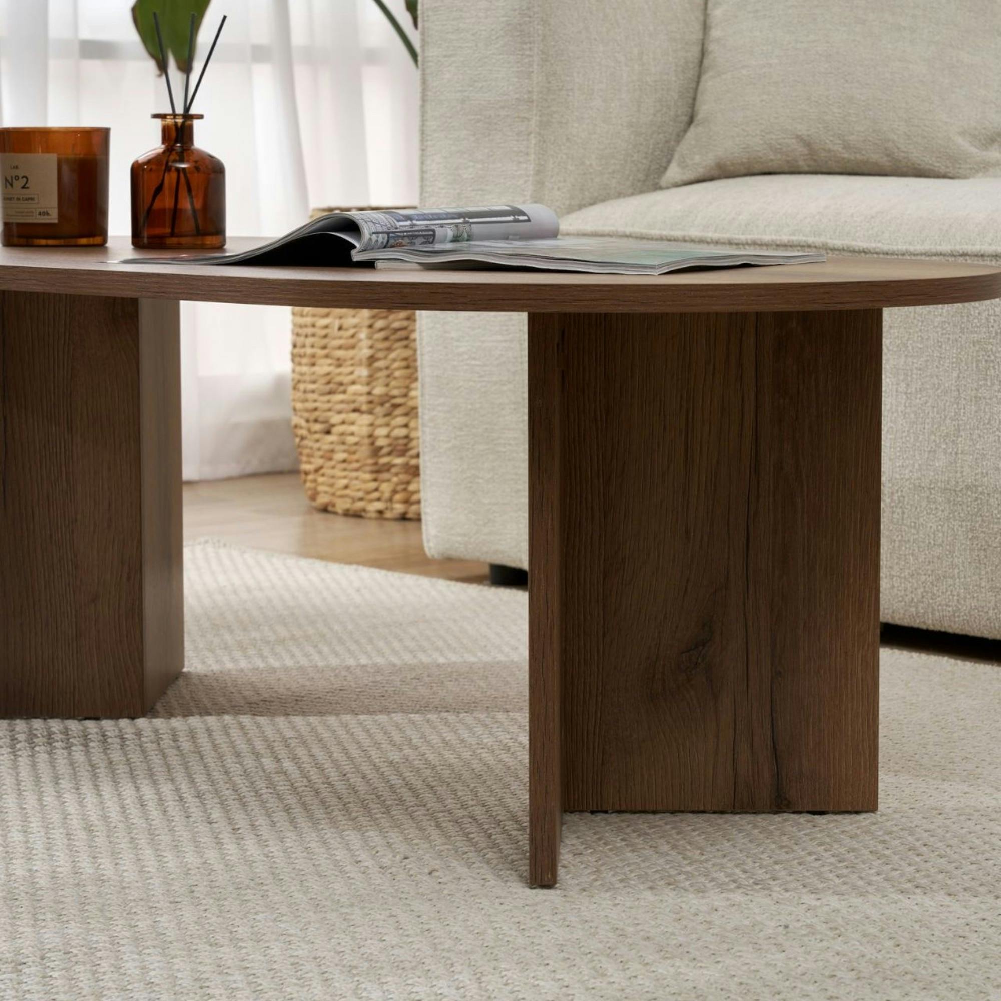 Table basse ovale effet noyer foncé - pieds en V MARFA - 5