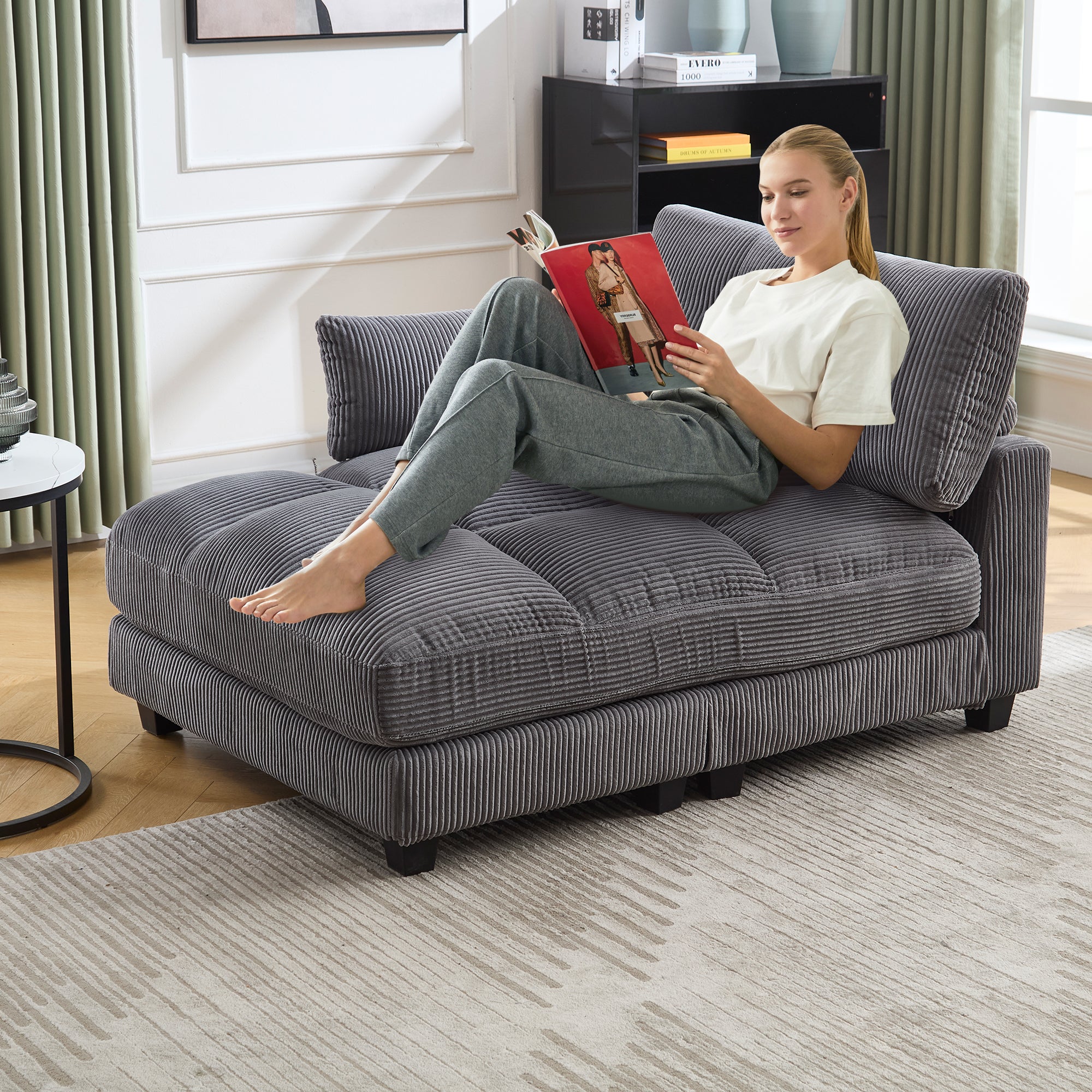 Canapé moelleux L 140 x P 112 x H 81 cm - 2 Porte-Gobelets et 1 poche latérale - Avec port USB-C - velours côtelé - gris - 7