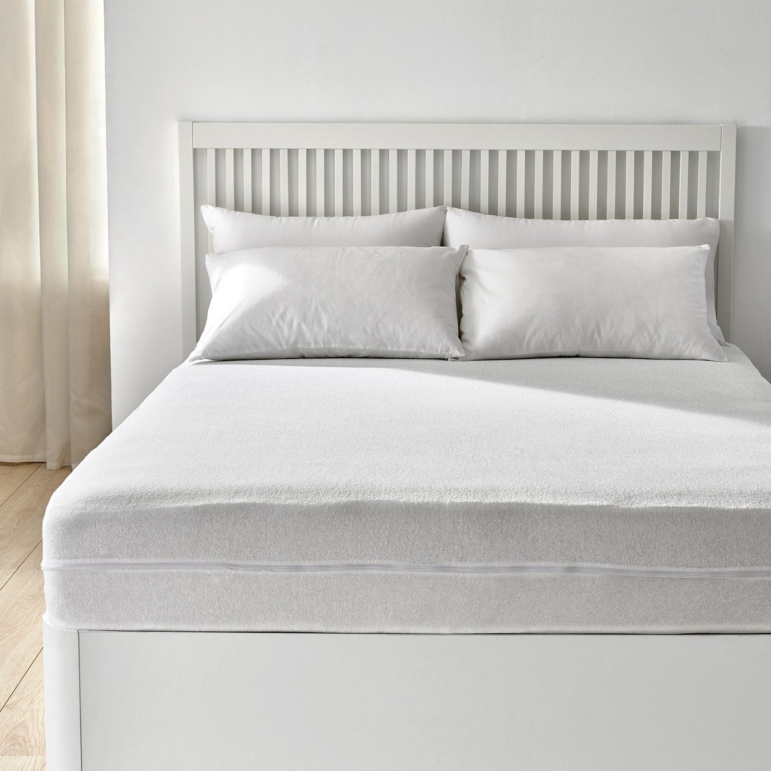Protège matelas 100% coton anti-acariens 120x190 cm | Maisons du Monde Protège matelas 100% coton anti-acariens 120x190 cm | Maisons du Monde