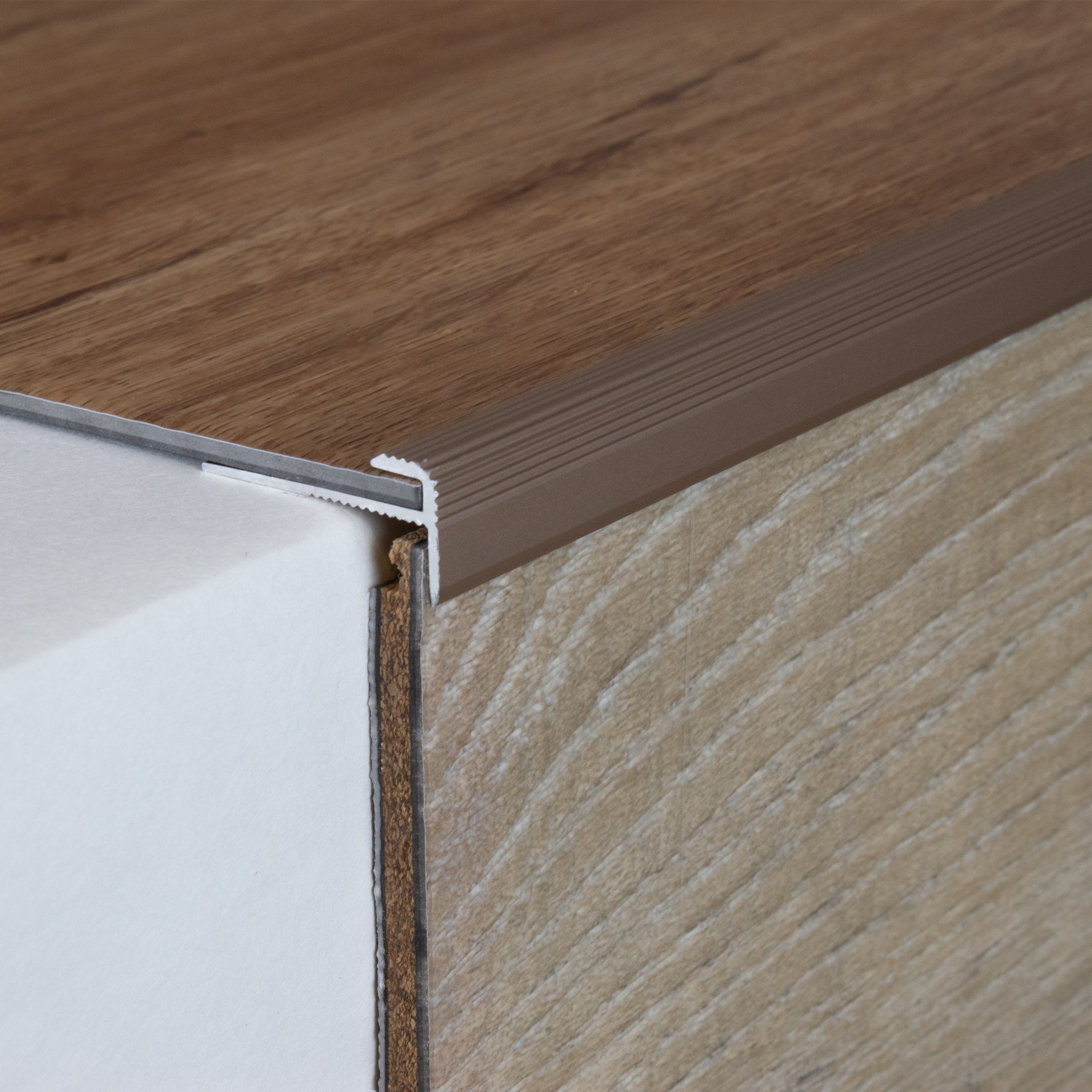 PROVISTON Profilé d'encadrement 25 x 10 x 900 mm Aluminium anodisé Profilé de finition Argent strié Percé - 3