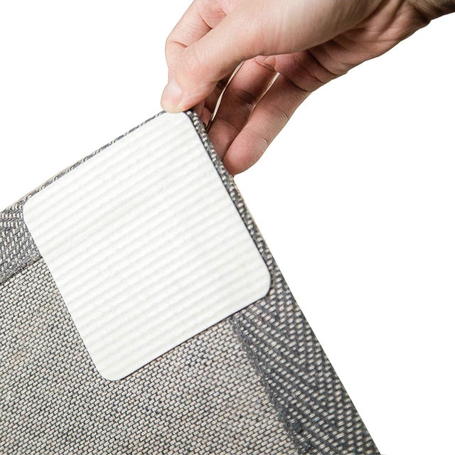 Juego de 4 pinzas para alfombras de 9,9 x 9,9 cm, antideslizantes y lavables. Sujetan la alfombra en su sitio, aplanan las esquinas y se despegan fáci