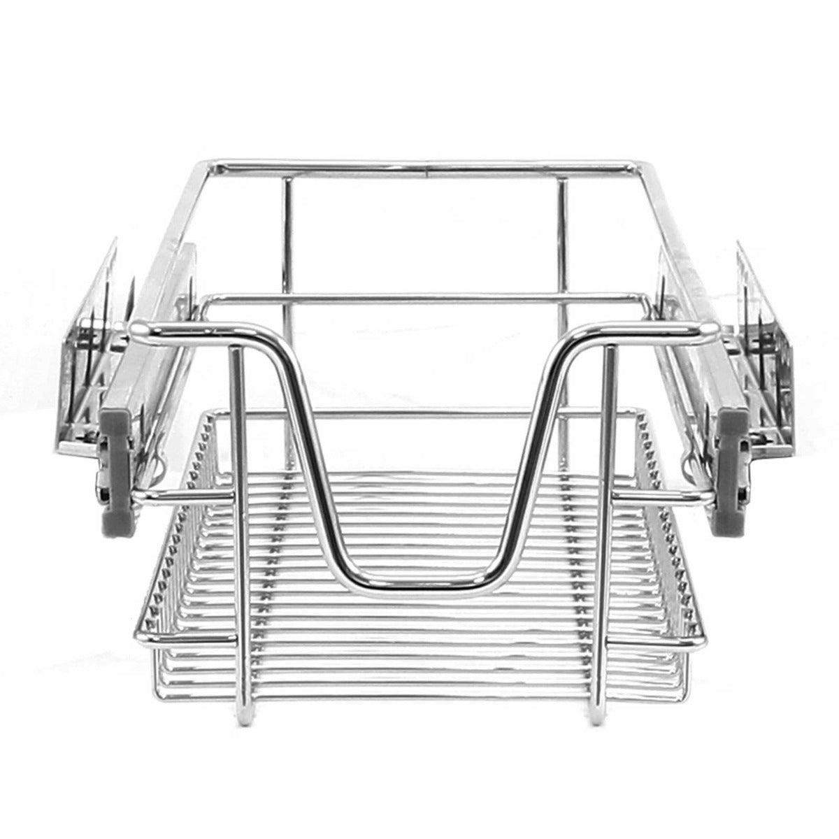 Cucina In Acciaio In Uno Spazio Ridotto