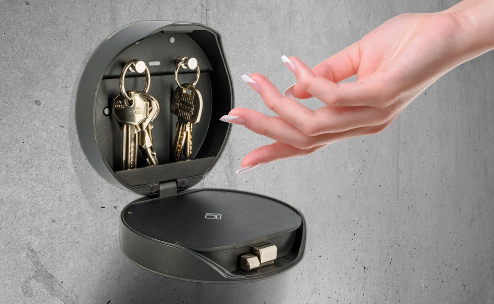 Boîte à clé connectée Batilec Easy Keybox, accès smartphone et code PIN, 100 utilisateurs, IP65, garantie 2 ans, Ø120 mm, 44 mm épaisseur - 3