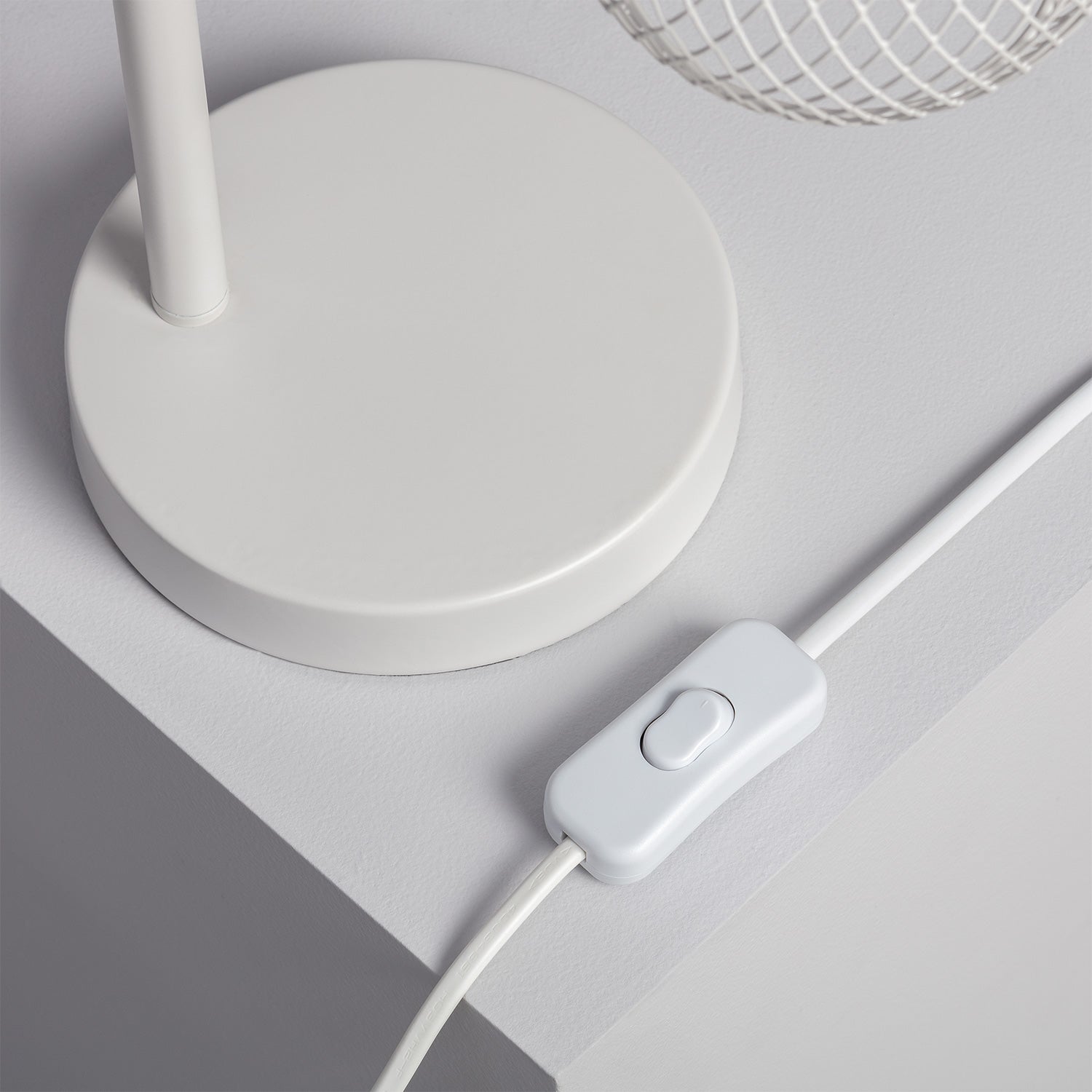 Ledkia Lámpara de Mesa de Metal y Madera Monah Blanco - 4