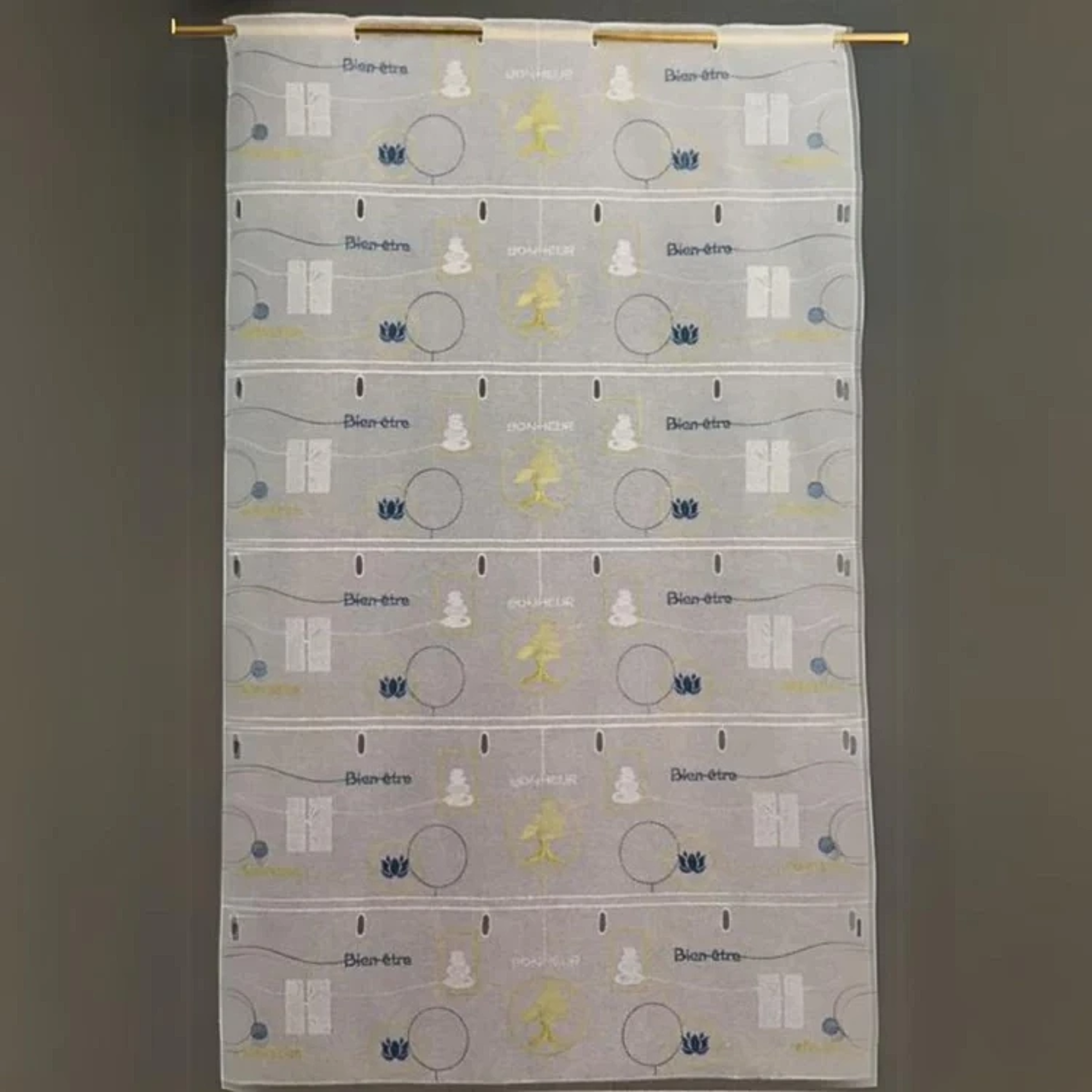 Modulable léger et brodé 