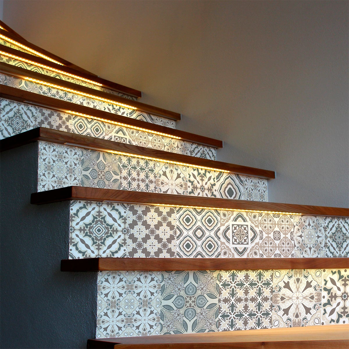 Stickers adhésifs escalier carrelages contremarche - LISA MARIE - 2 bandes de 15x105cm - 3