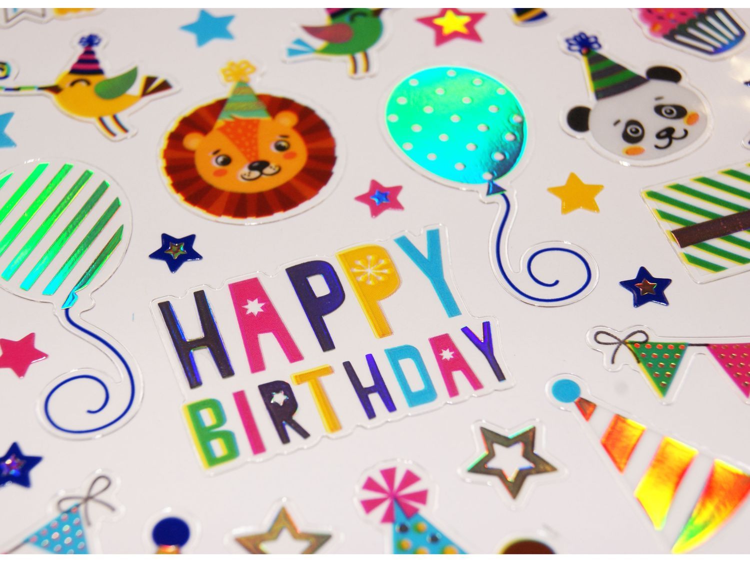 Nuovissimi adesivi Happy Birthday in oro rosa, ora disponibili in