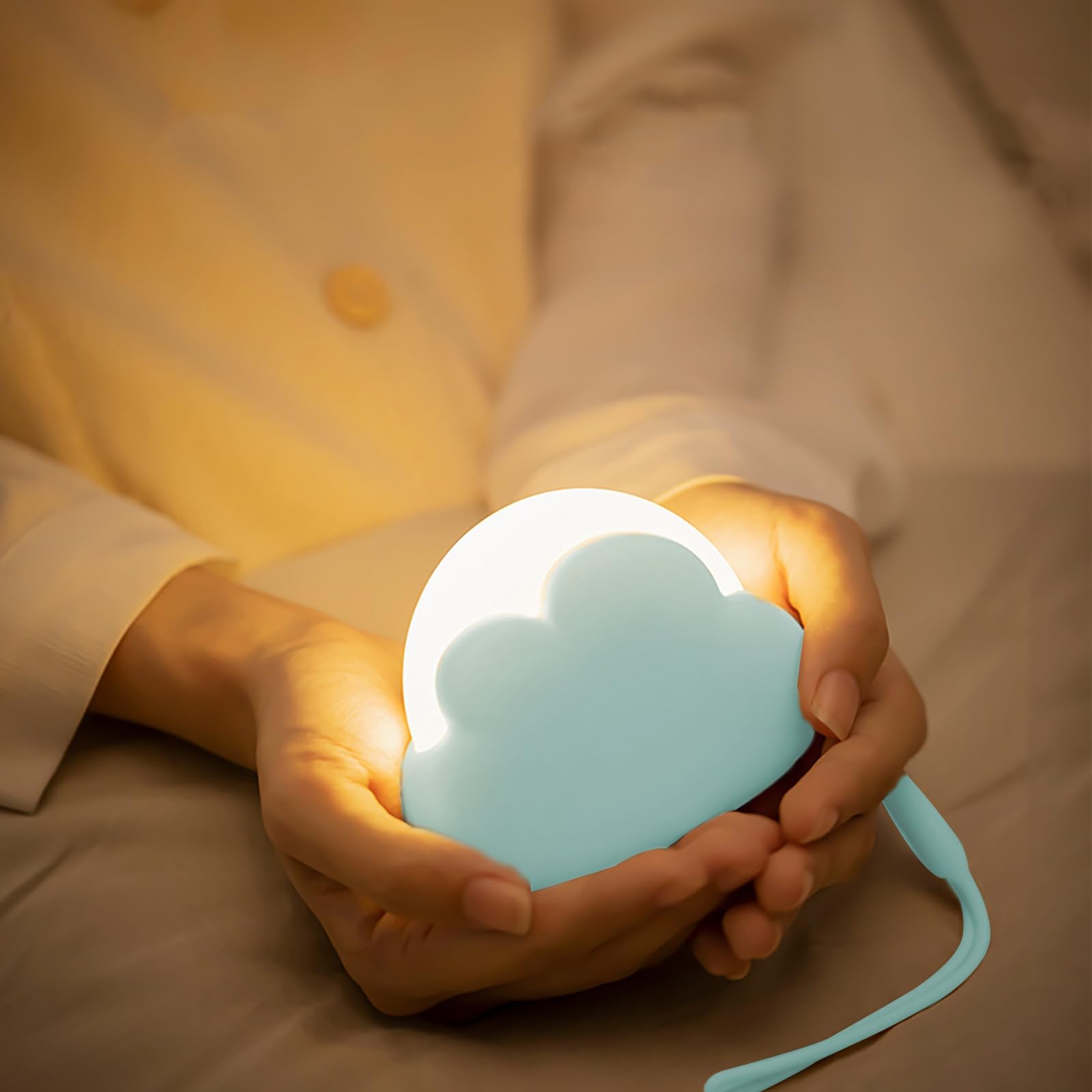 Lampka nocna dla dzieci, 4 poziomy jasności, lampka LED w kształcie chmurki ze sznurkiem silikonowym, ładowana lampka nocna