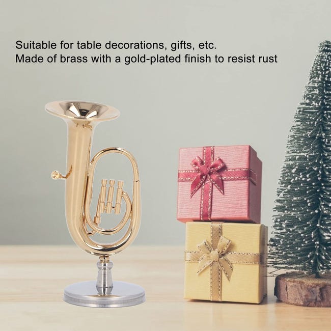 Set di strumenti per cerimonia del tè commemorativi placcati in oro con Set di strumenti per cerimonia del tè commemorativi placcati in oro con