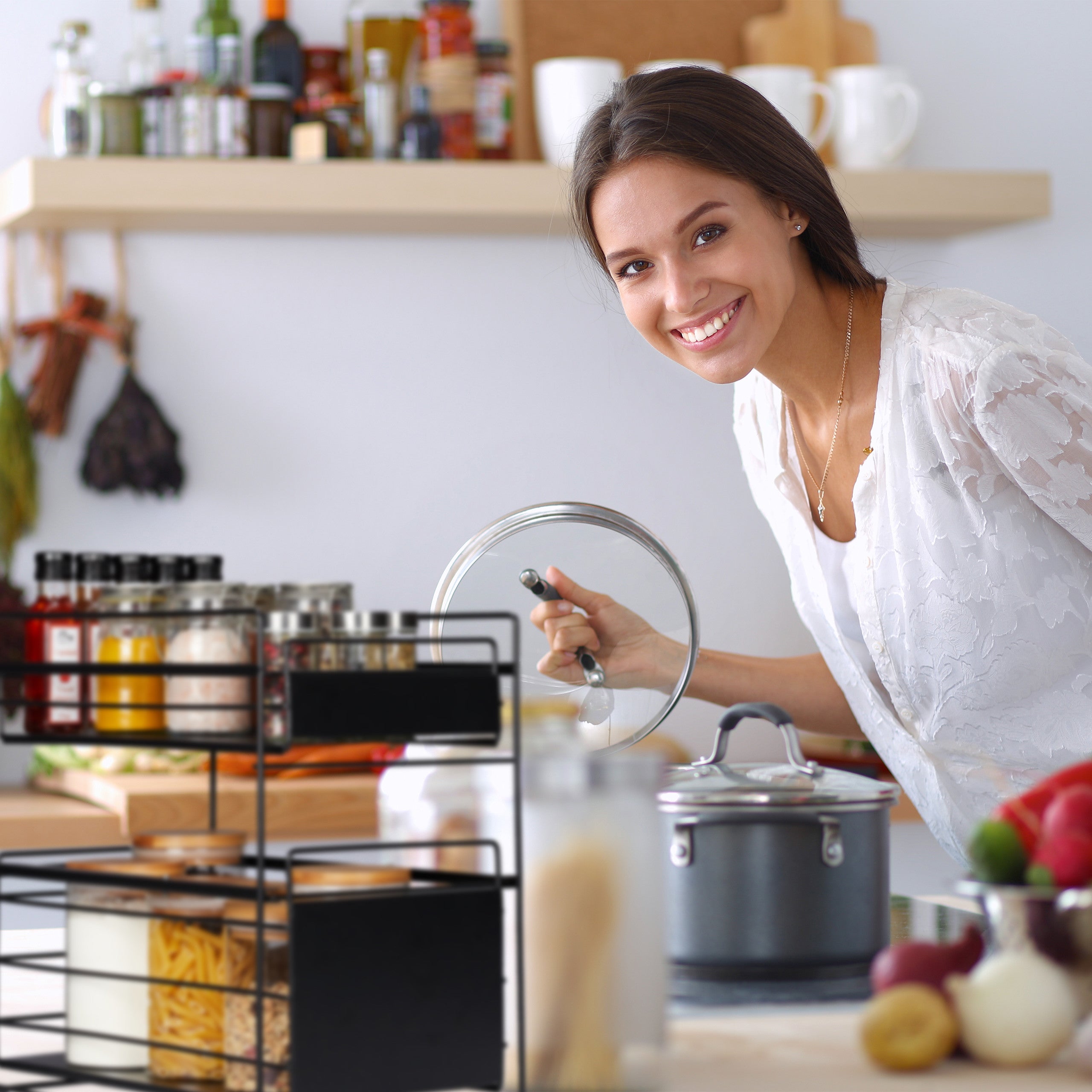 Organiseur de placard, 2 paniers, rangement cuisine et salle de bain, coulissant, HLP 39,5x25x40,5 cm, noir, Relaxdays - 3