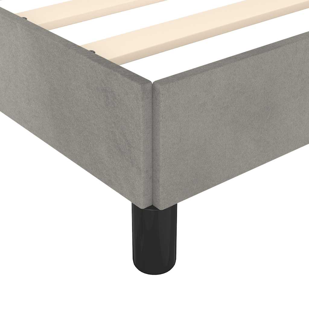Cadre de lit sans matelas gris clair 180 x 200 cm velours - 7