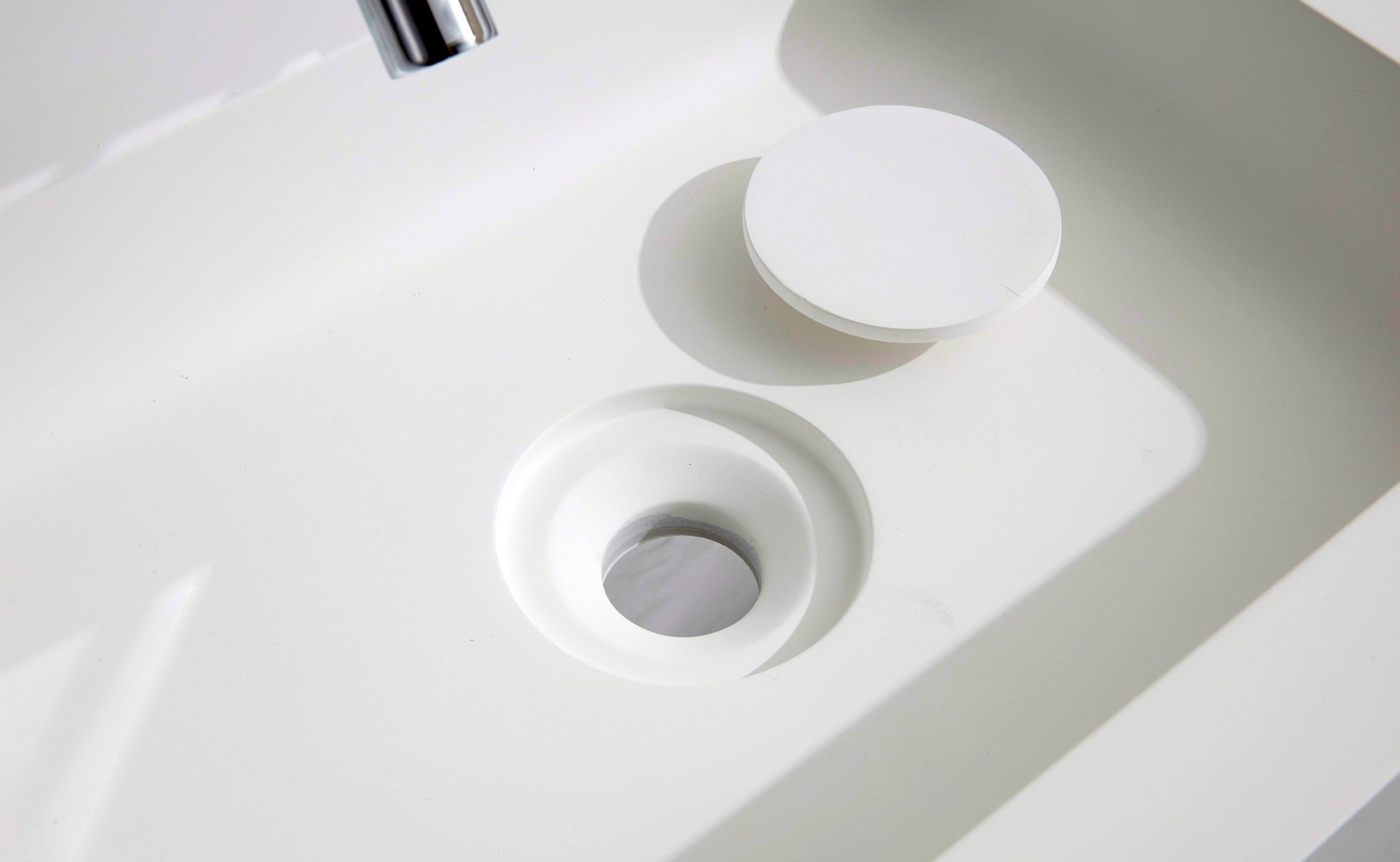 BERNSTEIN - Double Vasque murale suspendue en fonte minérale Blanc mat avec bonde, sans consolle de salle de bain - 153x45x12cm - BA8015 - 3