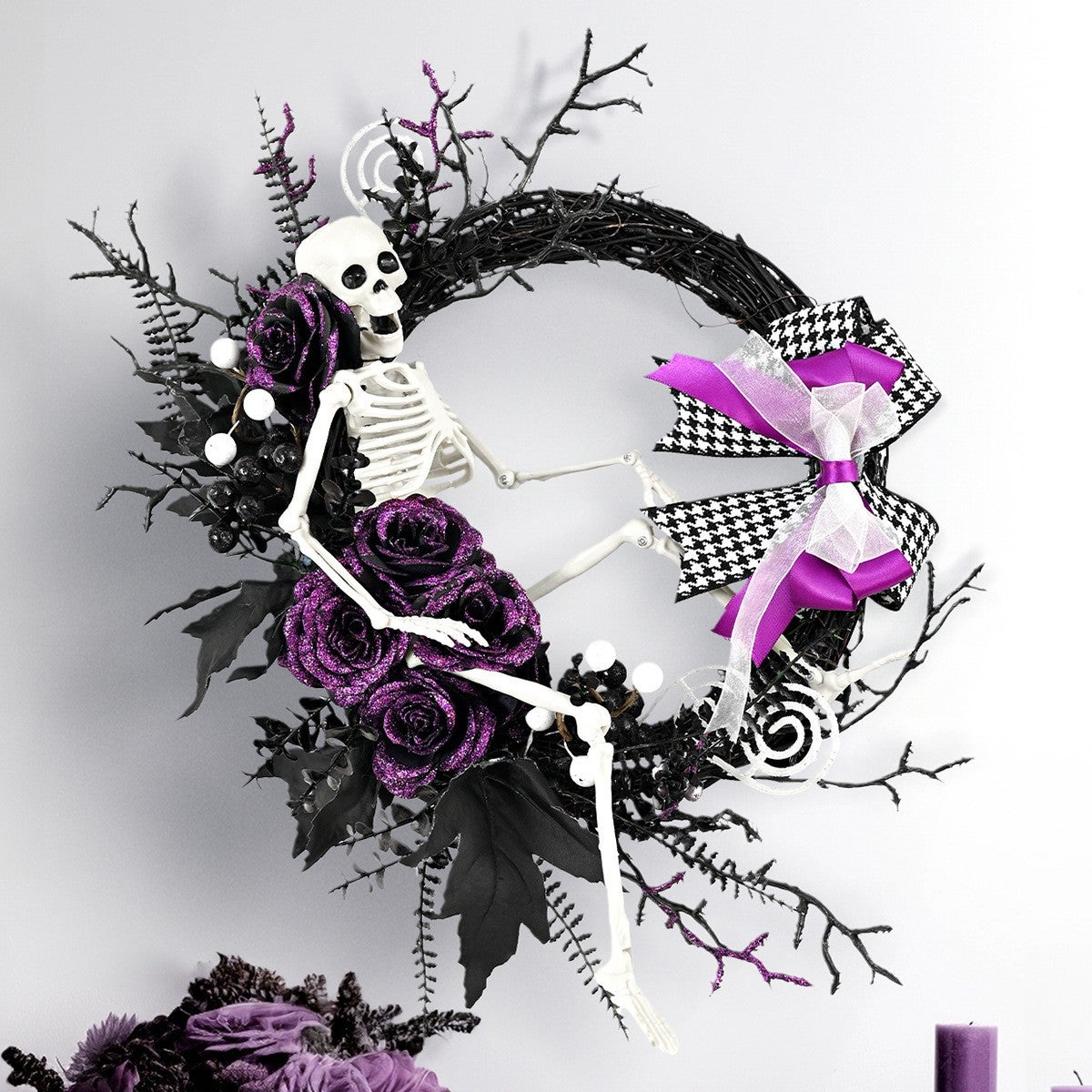 Dekoracyjny wieniec na Halloween, czaszka leżąca na boku z kokardą, wieniec z winorośli, zawieszka na drzwi, 43*33 CM, dekoracja świąteczna, impreza