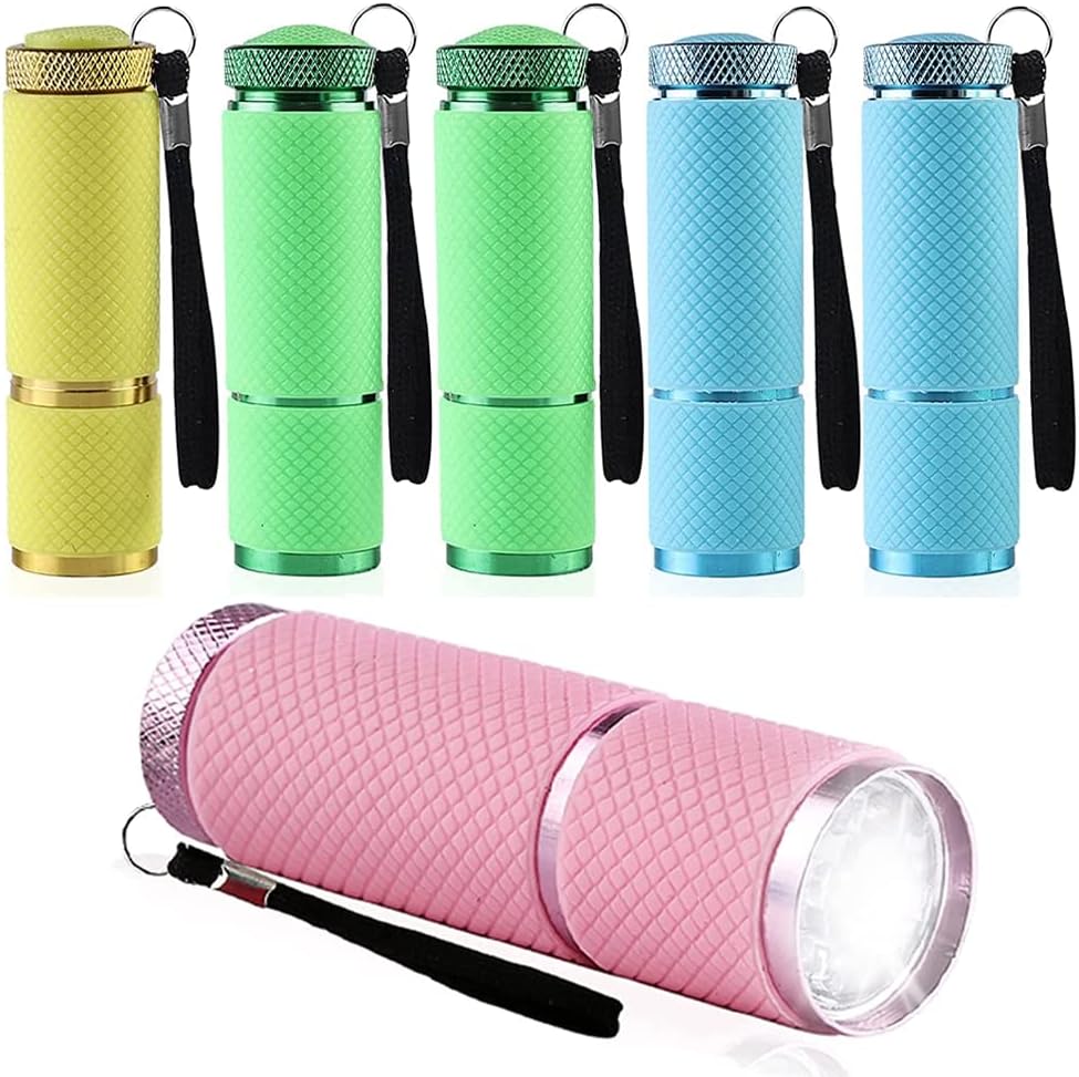 Petite Lampe Torche LED Portative – Ultra Compacte 2,5 Cm, 210-230 Lumens, Rechargeable USB-C, Alliage Aluminium, Imperméable Pour Camping, Randonnée, Poche