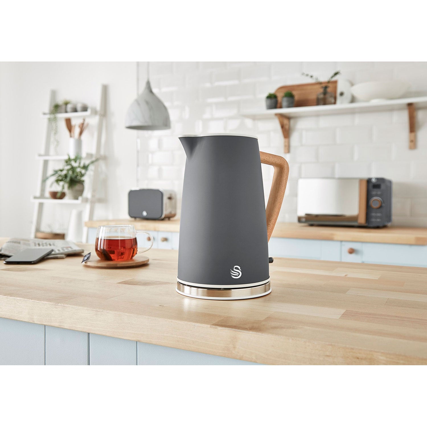 SWAN STP2090GRYNEU Set Petit-déjeuner Bouilloire Sans Fil 1,7 L Grille Pain 2 Nordic Gris 2200w Gris Gris 23741081