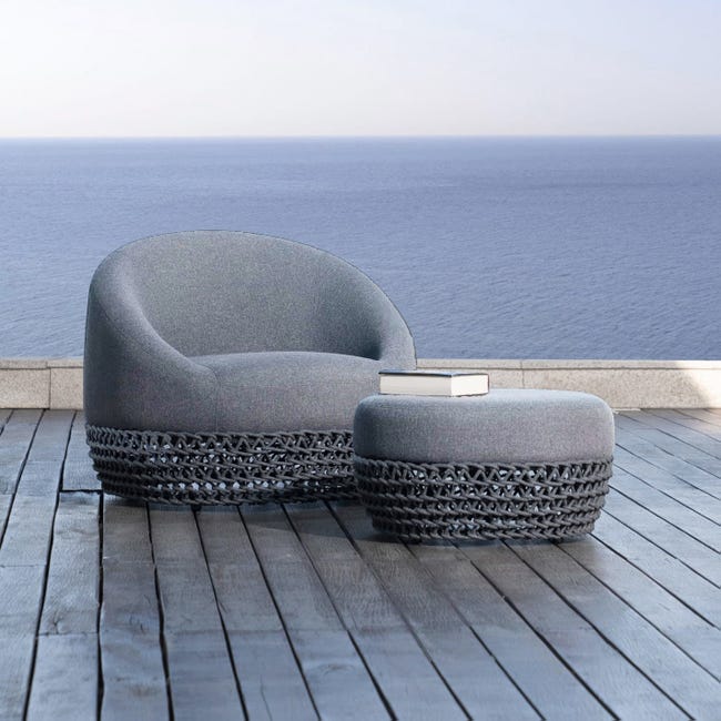 pouf da esterno in alluminio e corda di design per